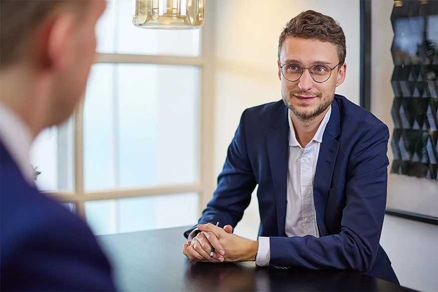 Erhvervsjurist Alexander fra Raadgiver.dk