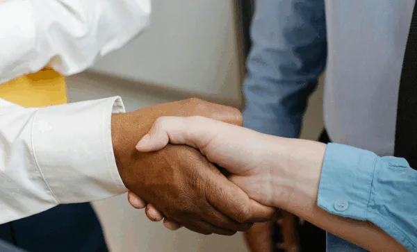 deadlock håndtryk ejeraftalershareholders' agreement statutes handshake